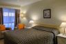 Country Roads Motor Inn