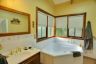 Ashley Suite bathroom