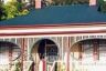 Duck House - The,